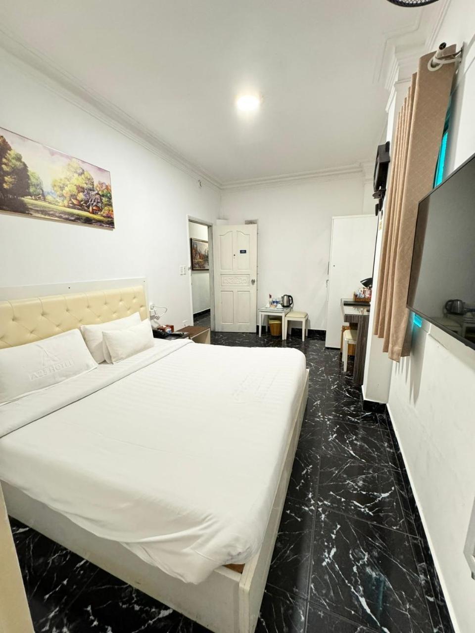 A25 Hotel - 19 Bui Thi Xuan Хошимин Экстерьер фото