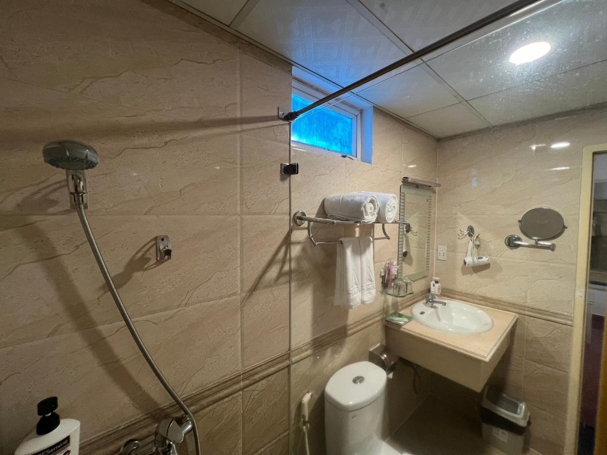 A25 Hotel - 19 Bui Thi Xuan Хошимин Экстерьер фото