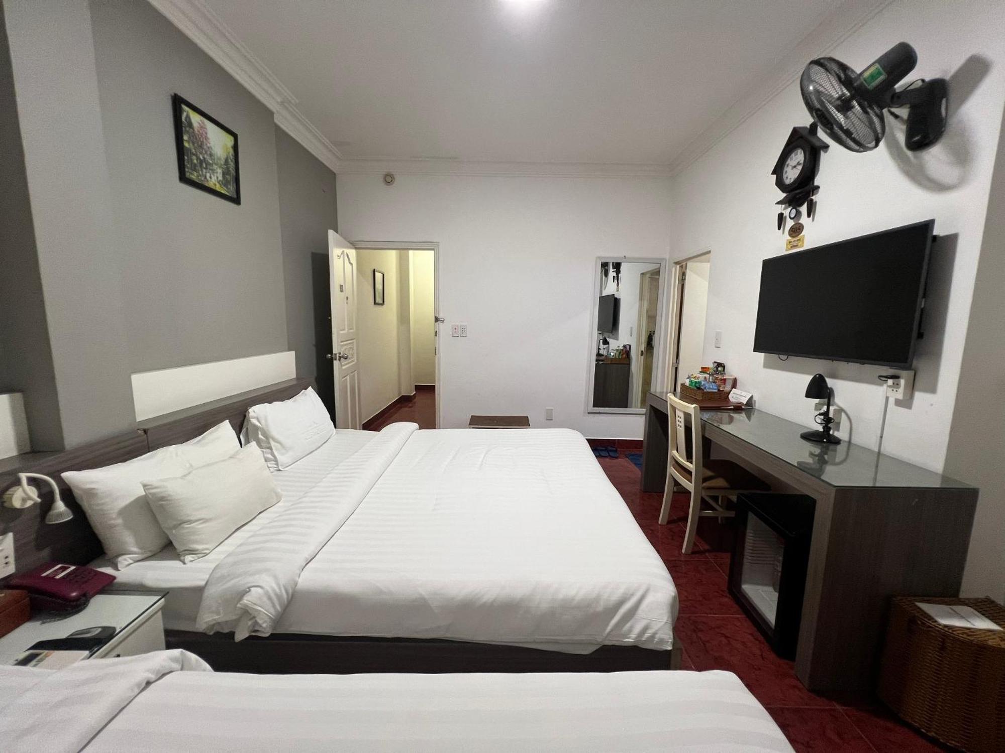 A25 Hotel - 19 Bui Thi Xuan Хошимин Экстерьер фото