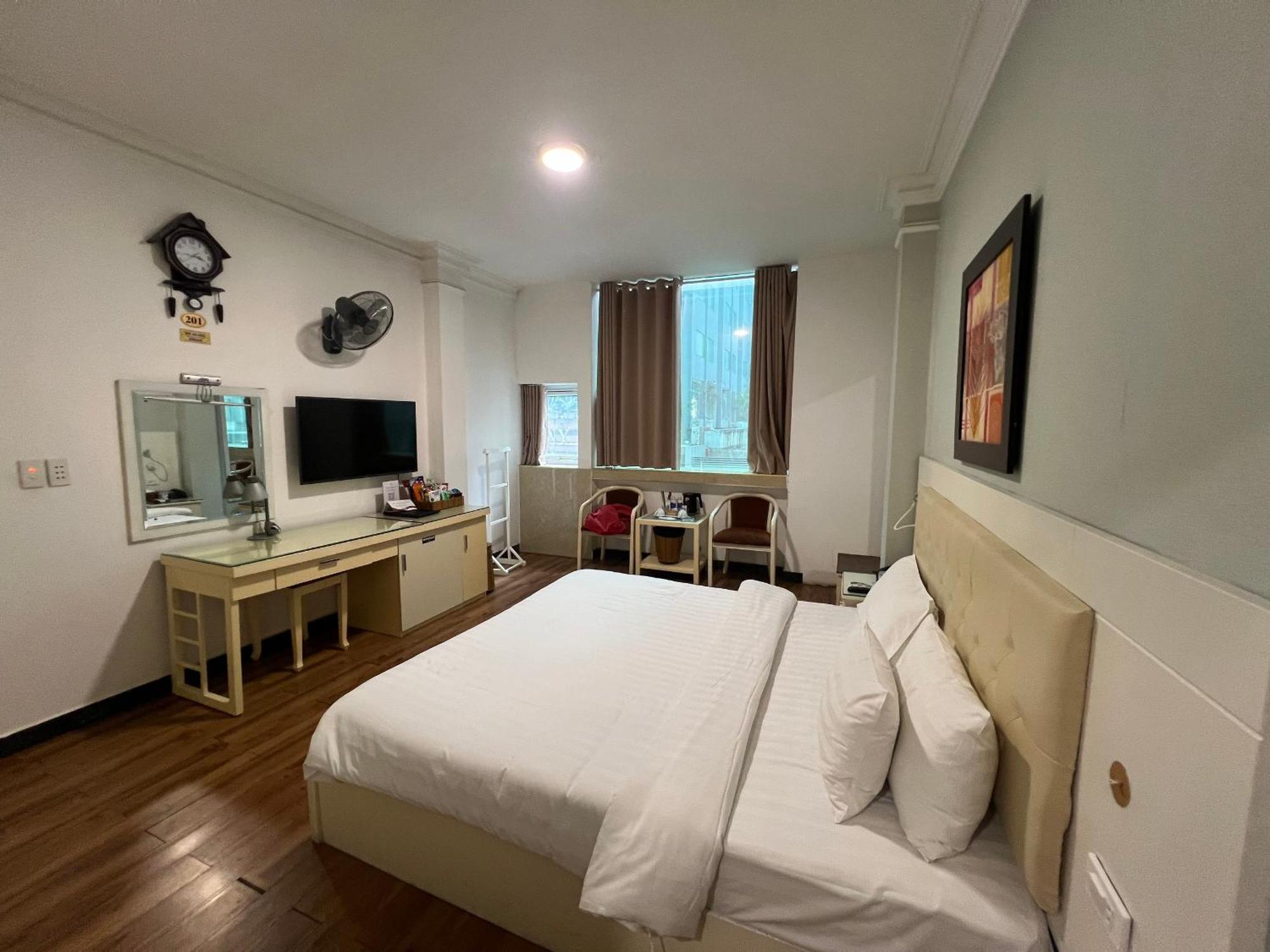 A25 Hotel - 19 Bui Thi Xuan Хошимин Экстерьер фото